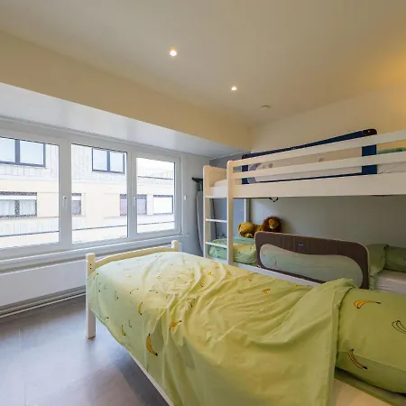 Bright With Frontal Sea View *